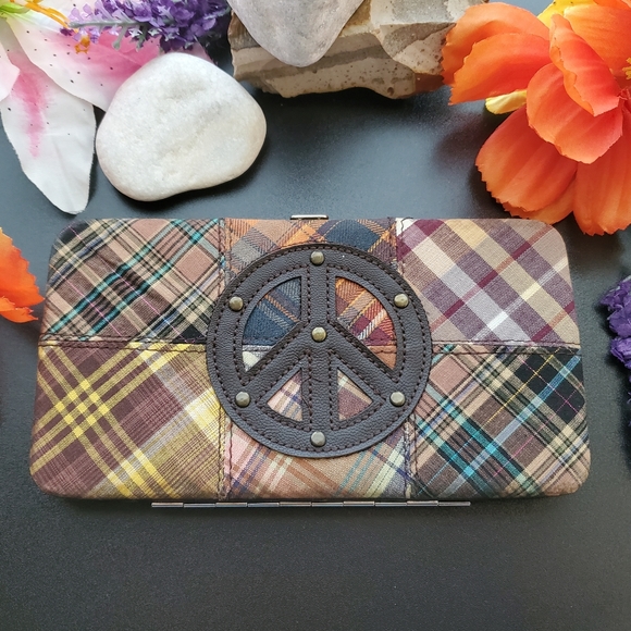 Handbags - 🤎 PEACE WALLET